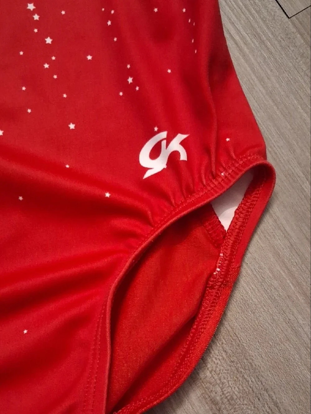 GK Red Star-Print Gymnastics Leotard with Scrunchie Size Child Medium (L)